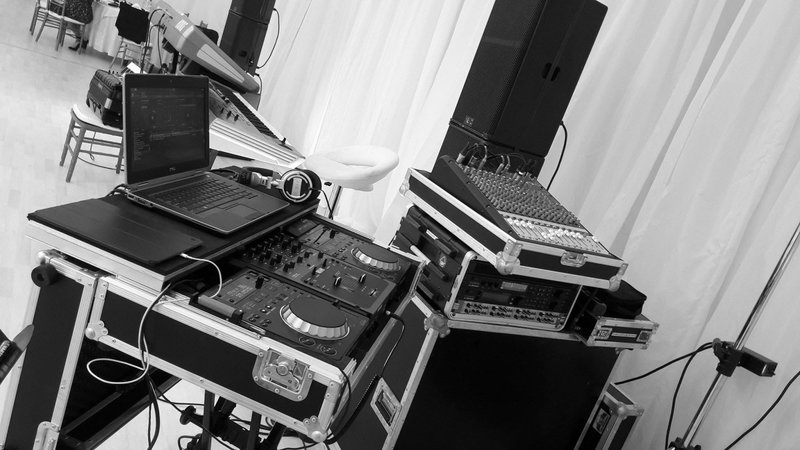 Soundmix - Organizare evenimente